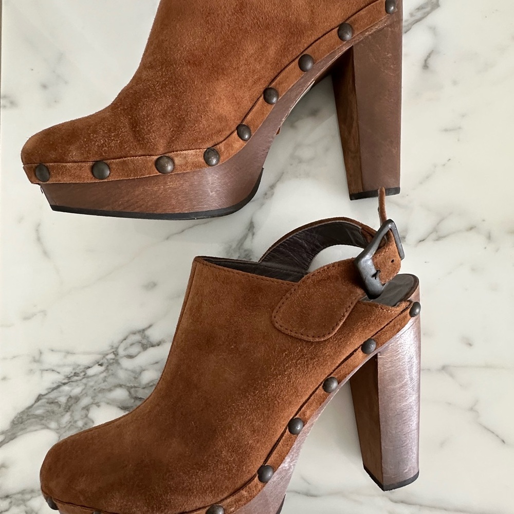 Brown Suede Women's Clogs